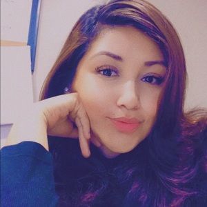 Meet your Posher, Alma